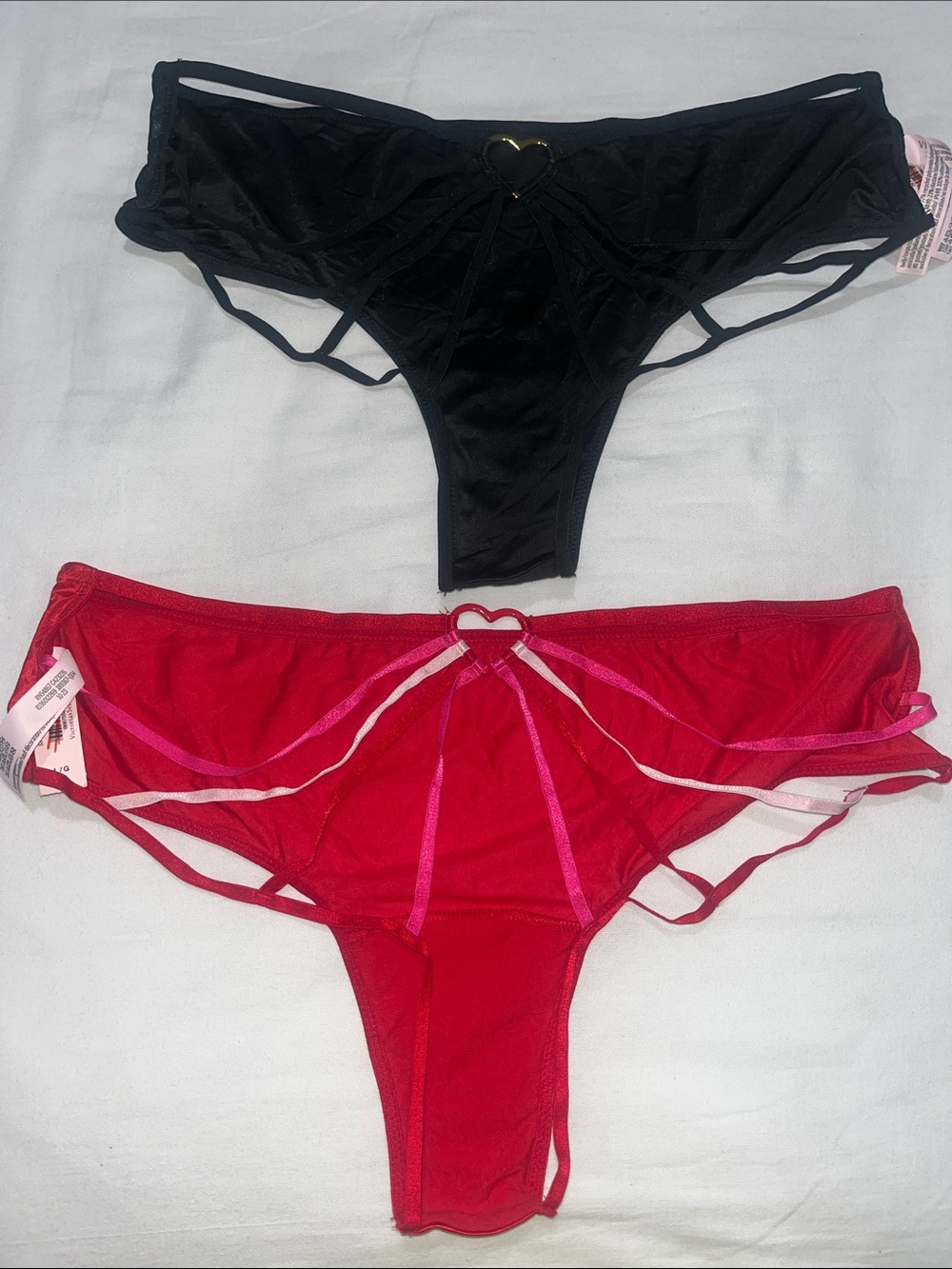 Victoria's Secret Very Sexy Strappy Heart Detail Cheeky Panty Set - Black & Red